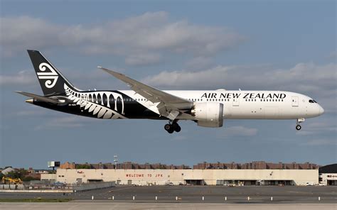 nz 642|Air New Zealand 642 .